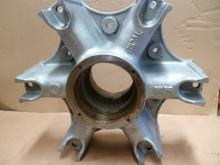 Maza rueda dia 285 agu 6 alt 195 d/t artillero rodado 22 - Imagen principal