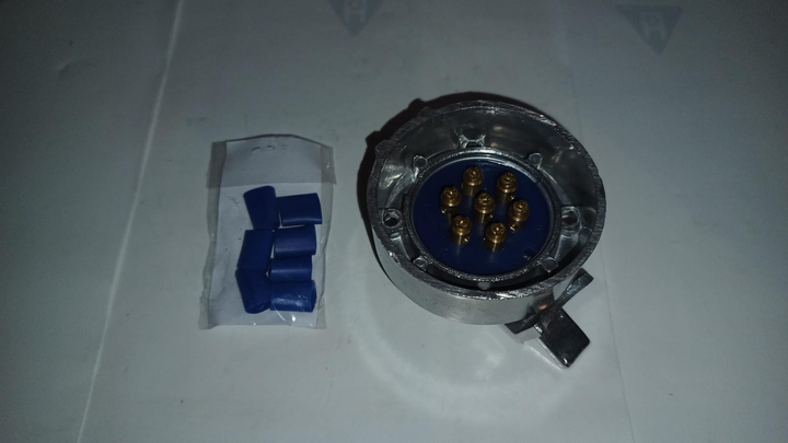 Base enchufe electrico 7 polos - Vista 2