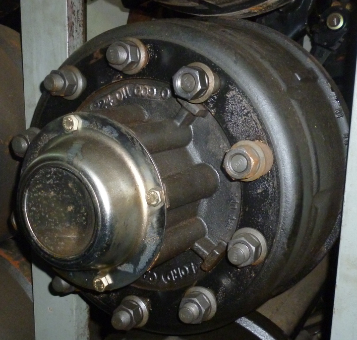 Eje (viga) sin tuercas ford cargo tubular - Imagen principal