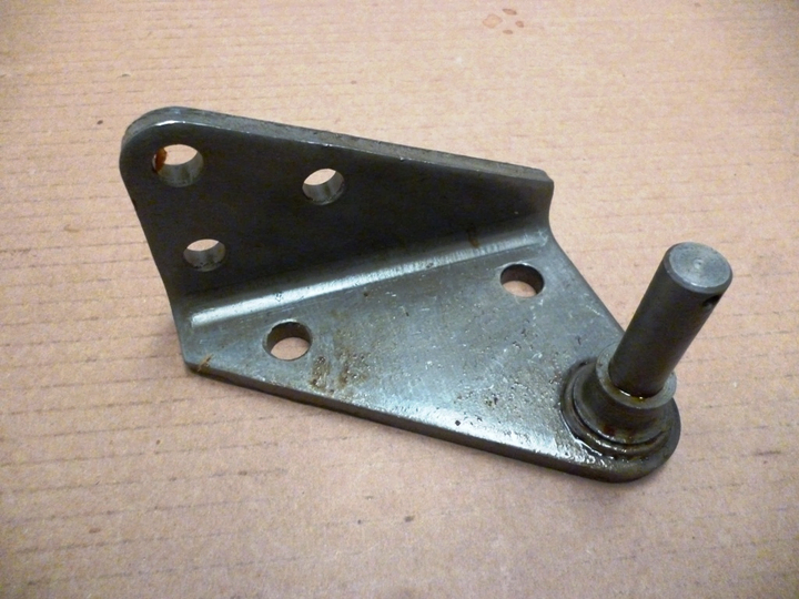 Soporte cilindro neumatico cc. 120/121 - Imagen principal