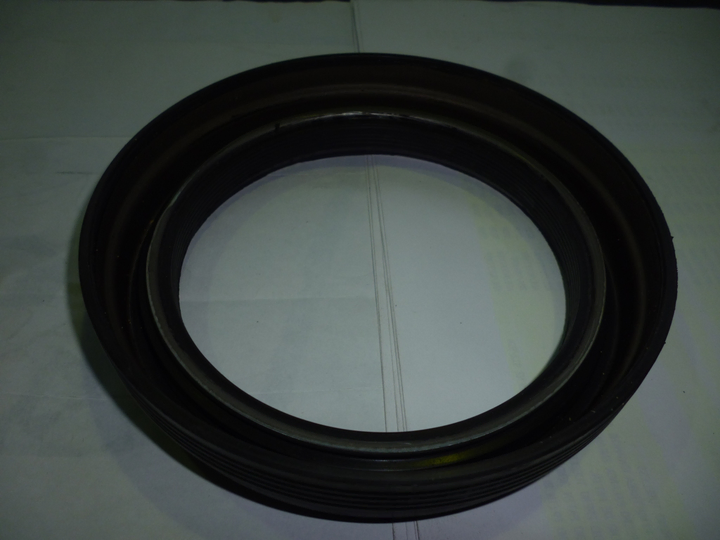 Reten maza eje ford cargo azul - Imagen principal