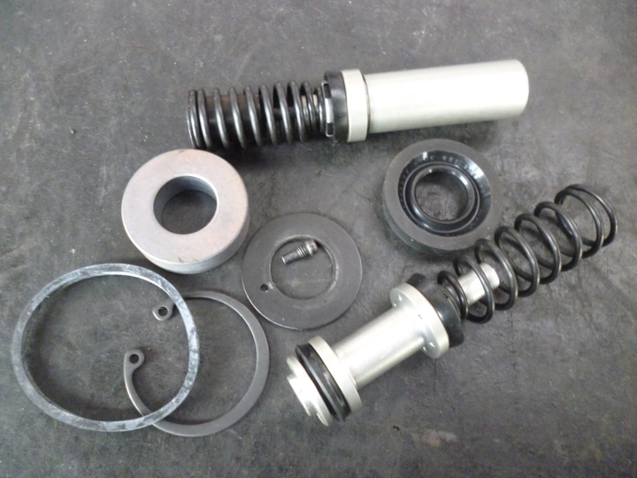 Rep bomba freno c/deposito fiat uno. premio.91/ac - Imagen principal