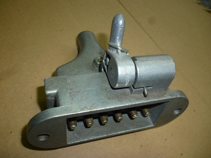 Ficha enchufe electrico 6 puntas - Imagen principal