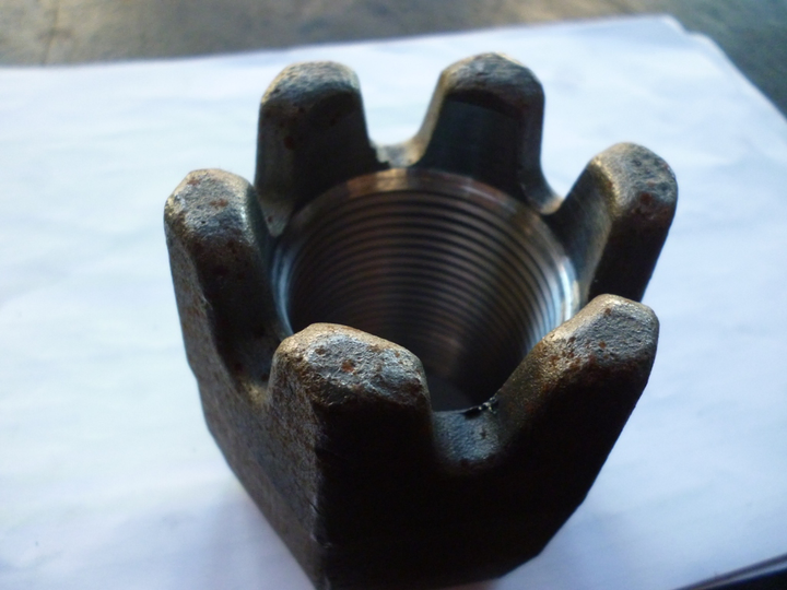 Tuerca punta de lanza modelo actual - Imagen principal