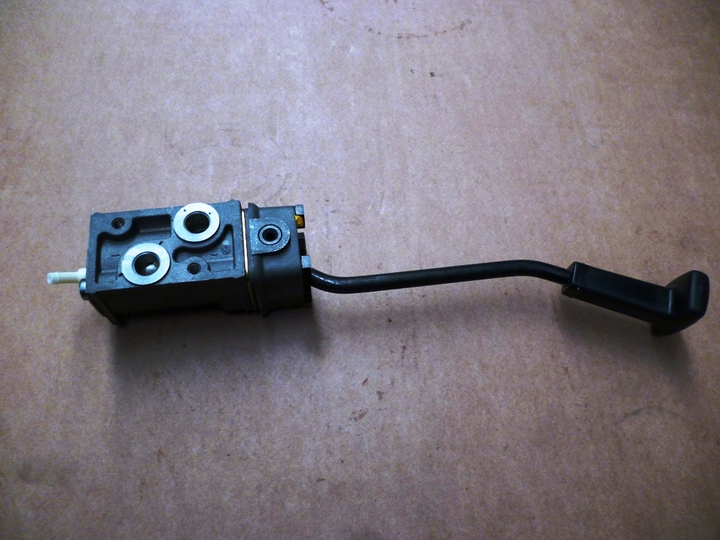 Valvula freno zorra - Imagen principal