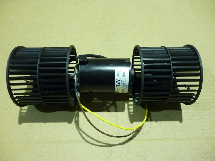 Motor ventilador c/paletas climatizador de aire 12 volts - Imagen principal