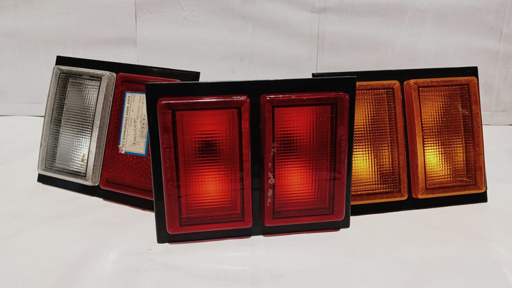 Faro trasero 3 cuerpos der - Imagen principal