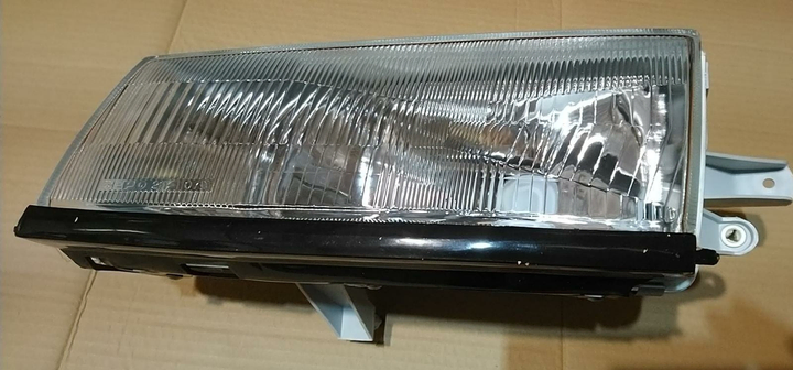 Semioptica izq - Imagen principal