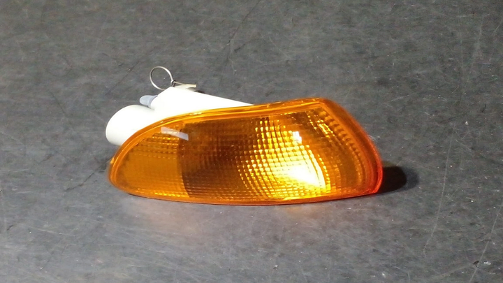 Señalero ambar acril. der - Imagen principal