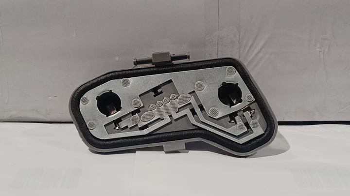 Tapa portalampara faro trasero der - Imagen principal