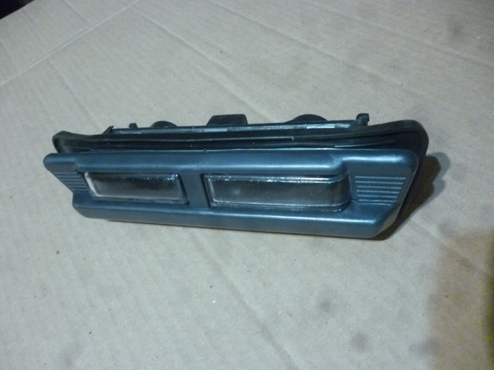 Faro matricula cristal de paragolpe i/d - Imagen principal