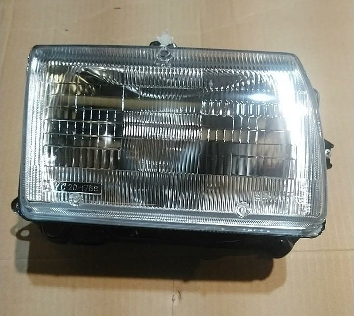 Semioptica c/base chapa der - Imagen principal