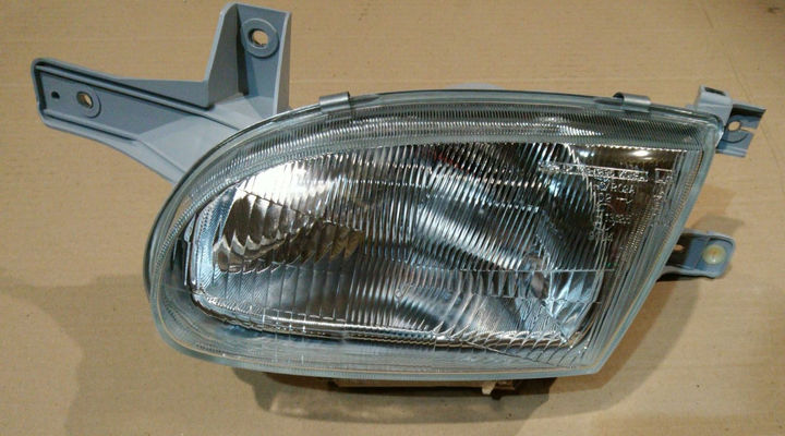 Semioptica 4 ptas der - Imagen principal