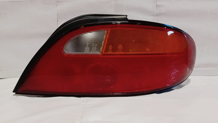 Faro trasero der - Imagen principal