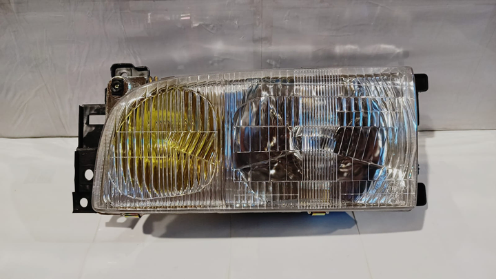 Semioptica izq - Imagen principal