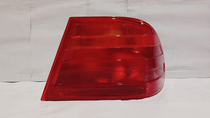 Faro trasero der - Imagen principal