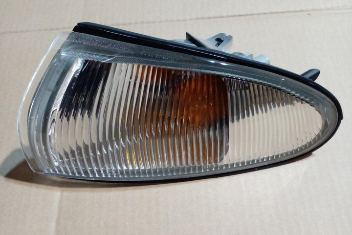 Señalero cristal izq - Imagen principal