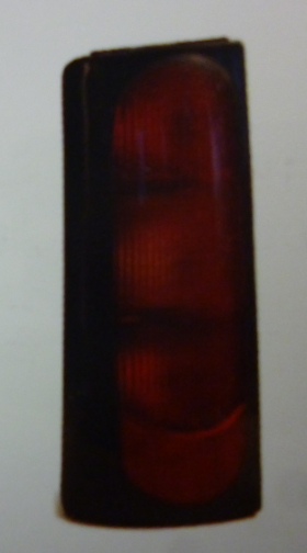 Faro trasero rojo fume der - Imagen principal