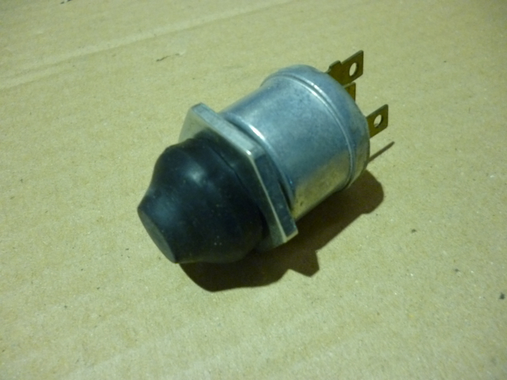 Boton arranque tractor - Imagen principal