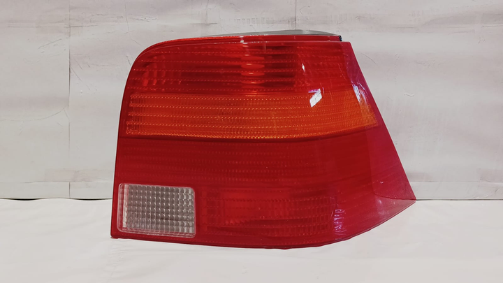 Faro trasero der - Imagen principal