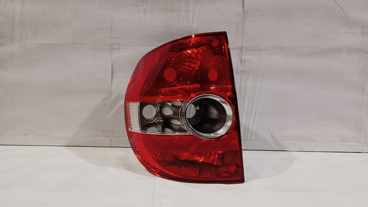 Faro trasero c/luz niebla izq - Imagen principal