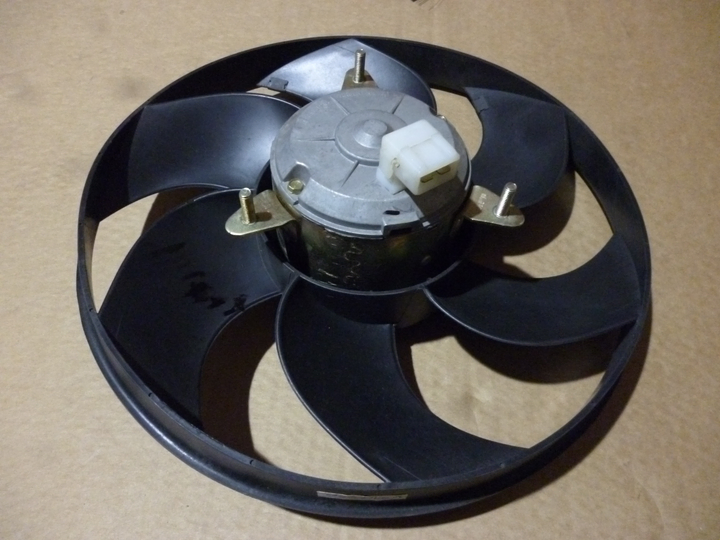 Electroventilador c/ paletas nafta y diesel - Imagen principal