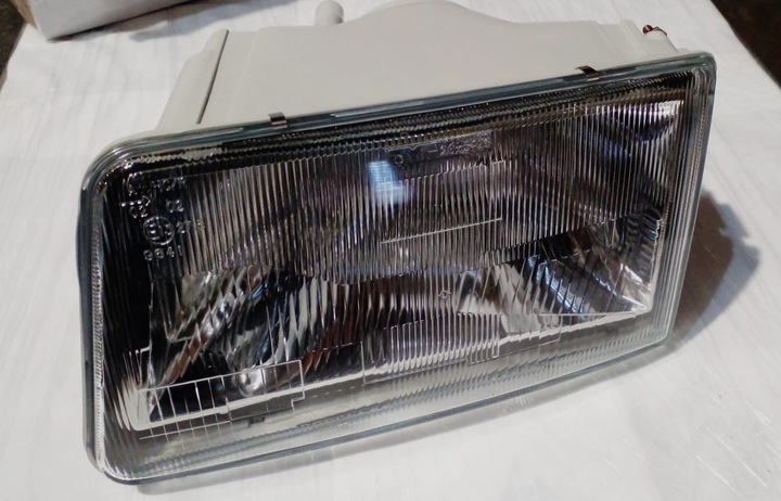 Semioptica izq - Imagen principal