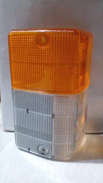 Acrilico faro lateral rectangular rojo i/d - Imagen principal