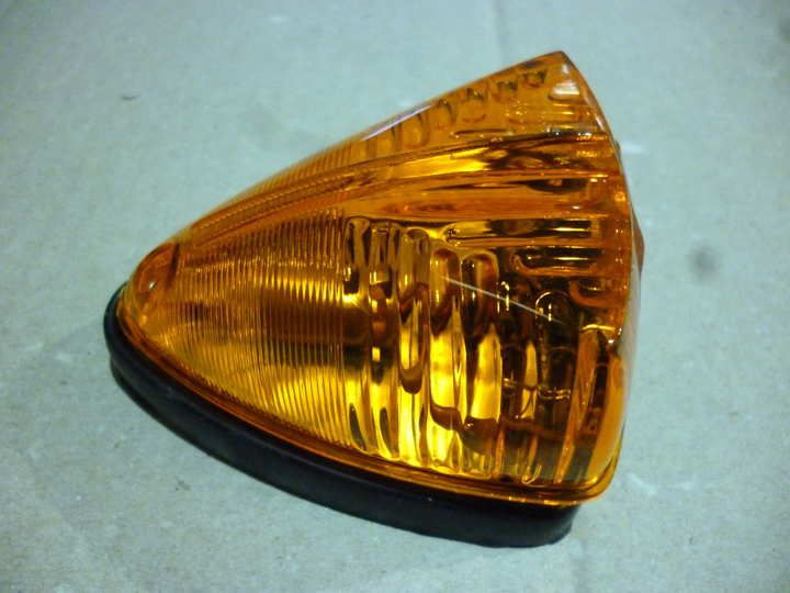 Faro techo cabina ambar triangular i/d - Imagen principal