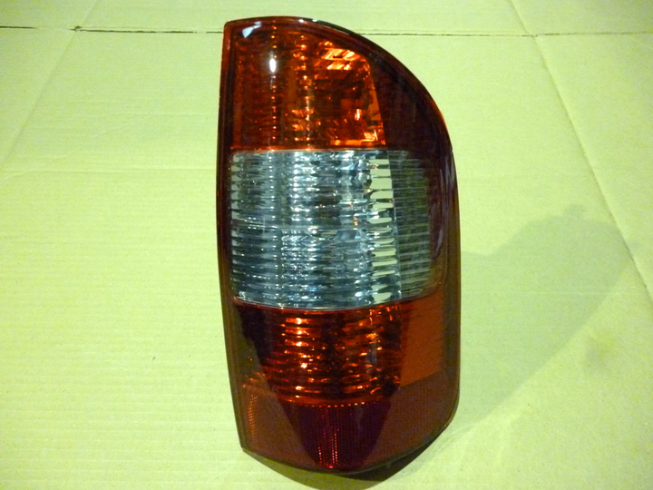 Faro trasero rojo/cristal der - Imagen principal