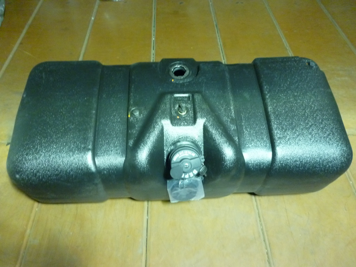 Tanque combustible plastico 150 lt rect. 1.2x0.52x0.37 - Imagen principal