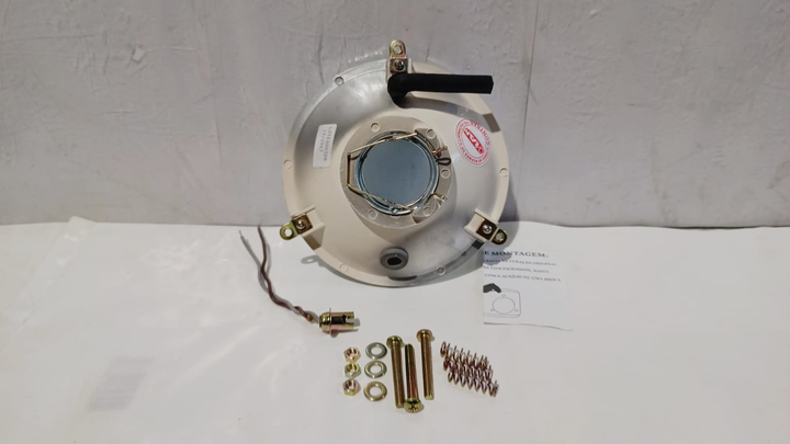 Semioptica h4 r2 5 3/4" c/luz est. lente vidrio carc plast i/d - Vista 2