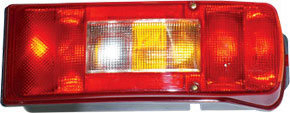 Faro trasero tricolor rectang. s/luz mat der - Imagen principal