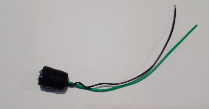 Portalampara 1 polo con capuchon i/d - Imagen principal