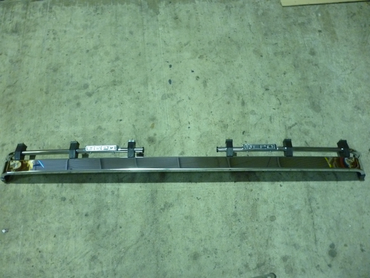 Defensa de paragolpe simple cromada mb-1618-1620-hpn - Imagen principal