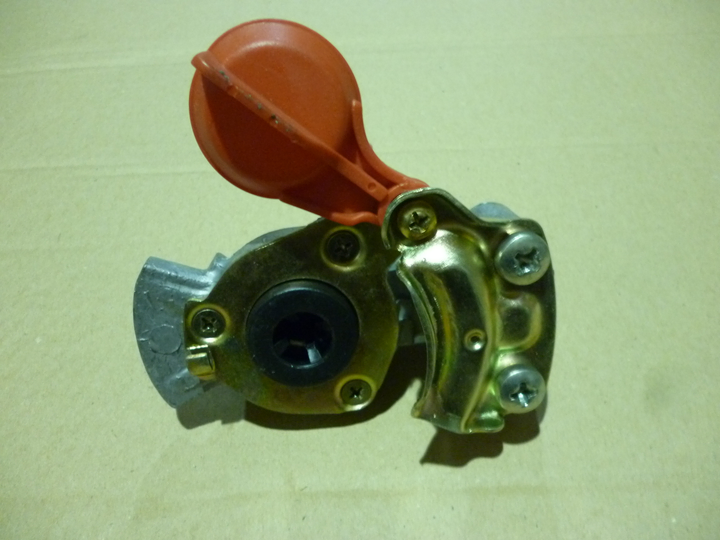Enganche manguera rojo 1/2 c/valv emrgencia - Imagen principal
