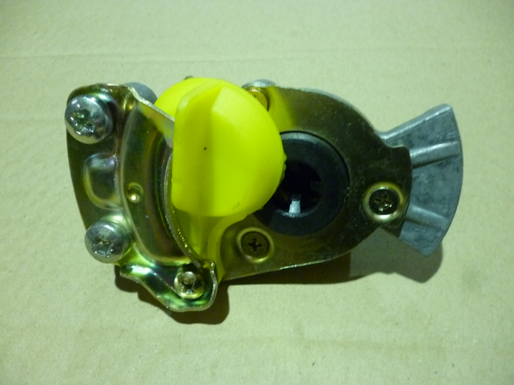 Enganche manguera amarillo m16 c/valv servicio - Imagen principal