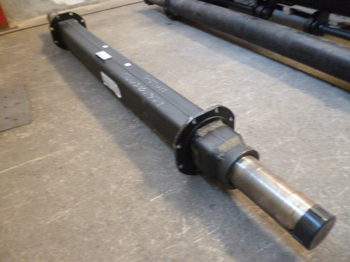 Eje (viga) 8" cuadrado freno master tubular - Imagen principal