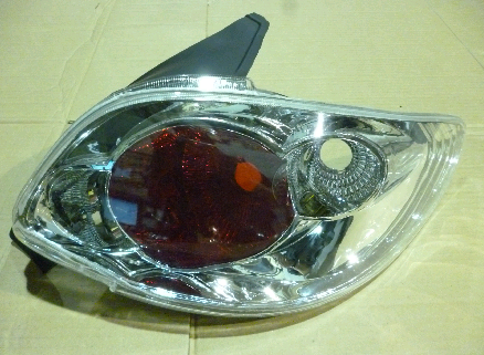 Tunning faro trasero cristal der - Imagen principal