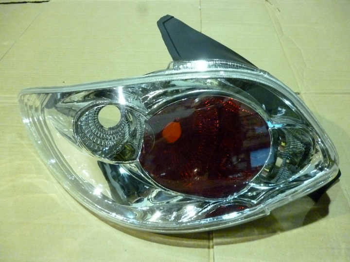 Tunning faro trasero cristal izq - Imagen principal