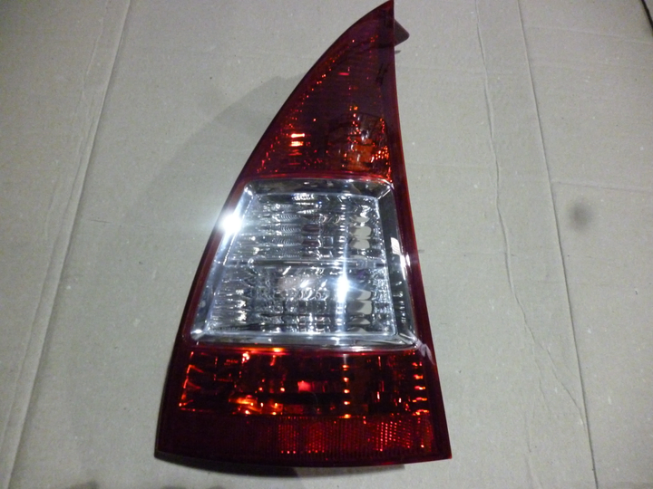 Faro trasero rojo/cristal der - Imagen principal