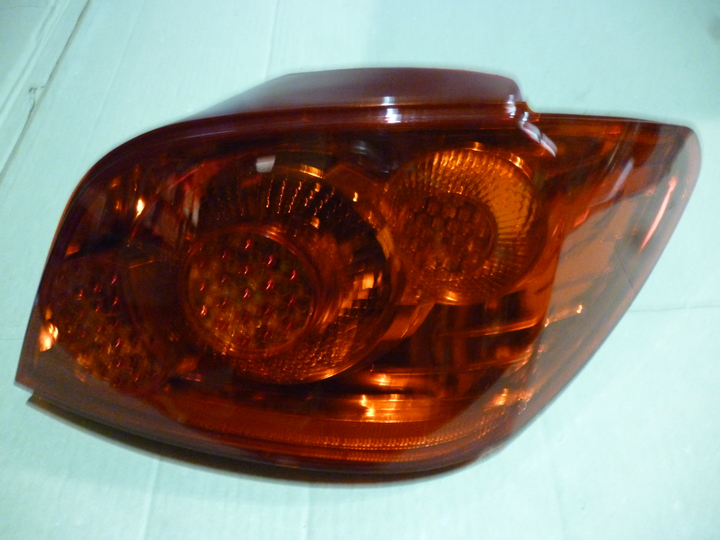 Faro trasero 3/5 ptas der - Imagen principal