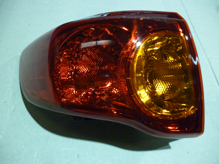 Faro trasero exterior izq - Imagen principal