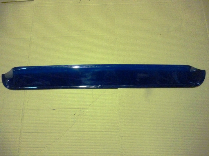Deflector de capot azul scania 112/113 - Imagen principal