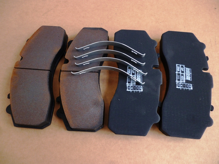 Pastillas freno delantera y trasera - Imagen principal