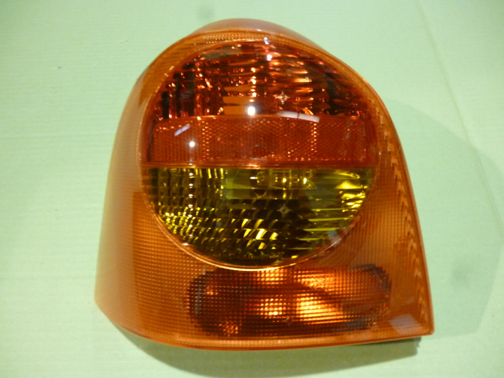 Faro trasero ambar rojo s/p/lampara izq - Imagen principal