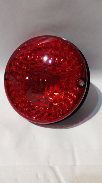 Faro trasero rojo 125mm i/d - Imagen principal