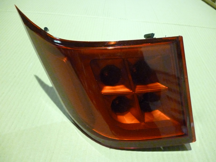 Faro trasero superior der der - Imagen principal
