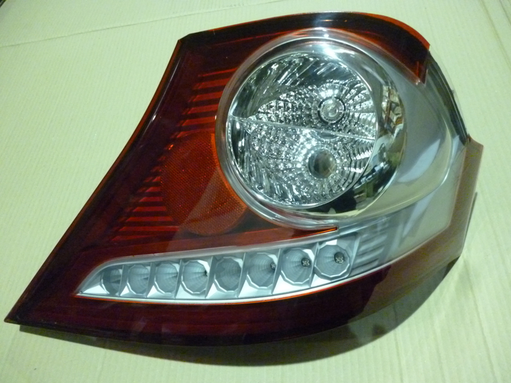 Faro trasero inferior der - Imagen principal