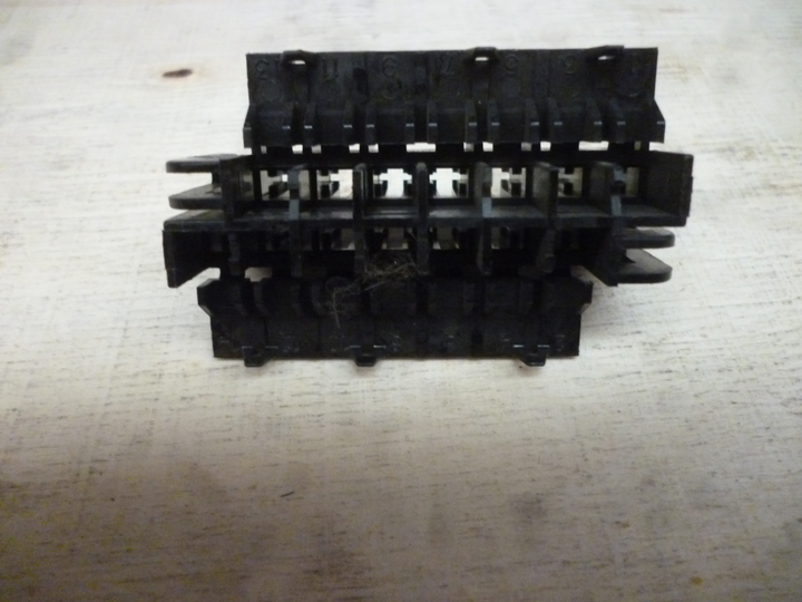 Conector 14 polos volvo c.c.aut ecomat 4 - Imagen principal